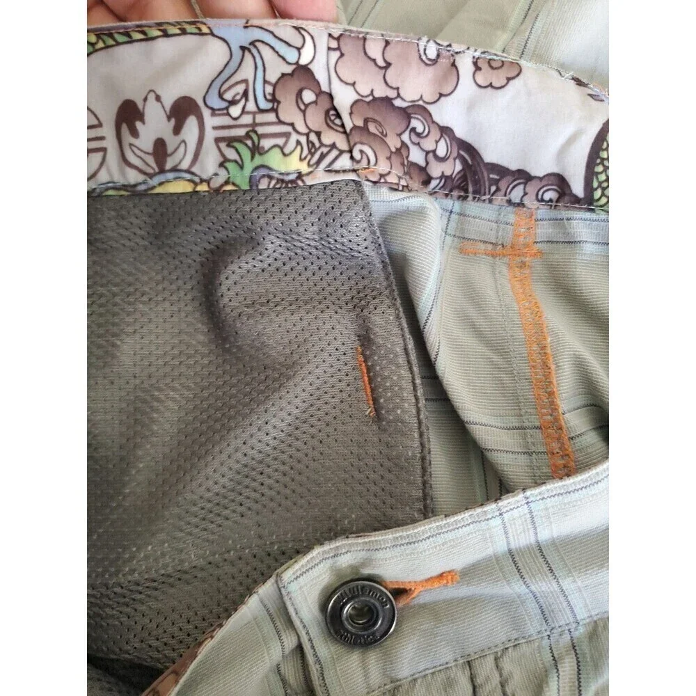 Lululemon Mens Golf Shorts Plaid Gray Asian Accent Size 30 Altered from 34 to 30
